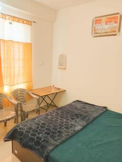 Mamta Home Stay - Ayodhya - 2