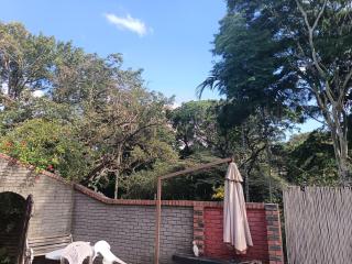 Executive Double room with en-suite and private patio - Pinetown - 5
