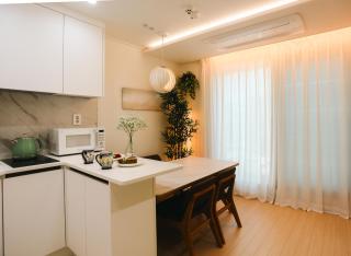 Chic Stay Hapjeong#합정역9분#YG엔터1분#홍대 망원#엘리베이터O#신축#공항버스#한강 - Seoul - 2