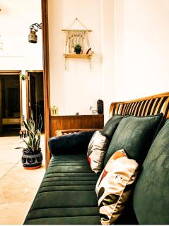 VERY Posh GF 2BHK - Heart of Pondy - 2Km to Beach - Puducherry - 1