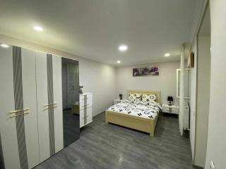 Old Garden Apartment - Tbilisi - 9