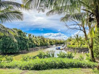 Splendid Waterfront Villa with Pool in Mauritius - 0