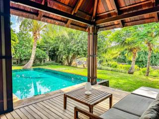 Splendid Waterfront Villa with Pool in Mauritius - 6