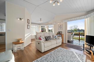 Kingfisher Lodge in Stratford upon Avon - 5