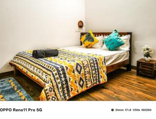 VERY Posh FF 2BHK - Heart of Py -2KM to Main Beach - 6