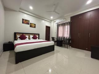 D Courtyard INN - Guwahati - 1