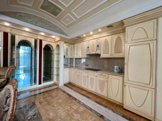Apartments Rentals Ukraine on Kreshchatik - Kiev - 6