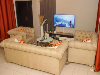 MAXIM HOUSE, Denver, 24h sur 24 Internet, Electricité, Eau, Canal Plus, Internet, Parking Privé, Sécurité, Gardien - Douala - 4