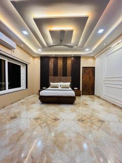 Aliss Mahal - Panchgani - 6