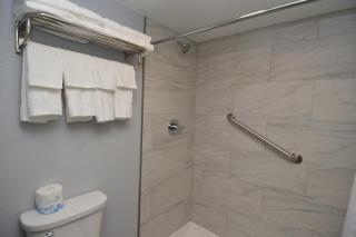Baymont by Wyndham Batavia - Darien Lake - Byron - 1