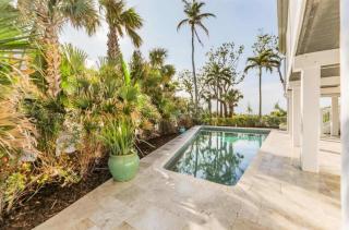 Stunning Beachfront Villa with Heated Pool - Sanibel - 4