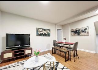 ROOM NEXT TO CANADA WONDERLAND-10 mins Drive- FREE PARKING-WIFI - Vaughan - 7