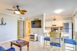 Gulf Getaway with Porch and Direct Beach Access! - Longboat Key - 5