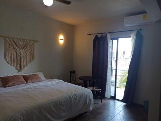 Hotel & Hostal 230 - 6