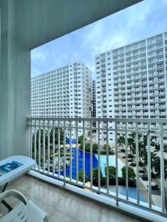 Apartments at Shore 1 Residences MOA Pasay Near Airport - Manila - 5