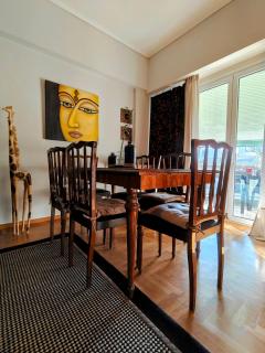 Art Interior Apartment in Athens next to Metro Stations & All Hospitals - 4
