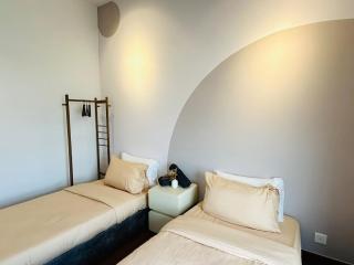 ASunday, Setia City Mall -8pax, 2 Carpark - 4