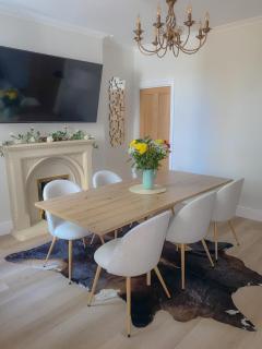 3-bed Victorian Townhouse, Sleeps 6, Garden, Free Parking - Kendal - 0