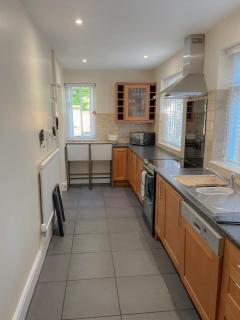 3-bed Victorian Townhouse, Sleeps 6, Garden, Free Parking - Kendal - 8