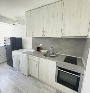 Luxury apartment in the super center of Burgas - 1