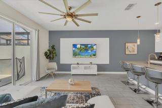 Storey Lake Escape with Pool - 6