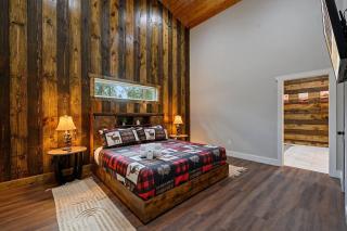 Cozy Mountain - Hot Tub Pickleball Sleeps 31 - Broken Bow - 7
