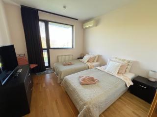 Pravets Lake Panorama Apartments - Pravets - 3