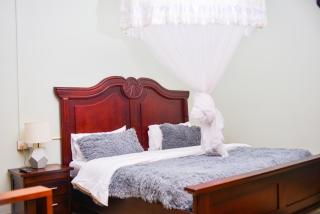 Elegant & Aesthetic Apartment - Kampala - 6