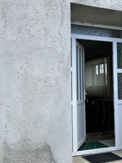 Entire one-bedroom apartment-studio - Ninotsminda - 4