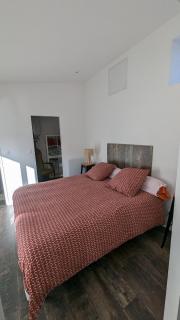 Appartement avec terrasse et balcon - Bouzel - 4
