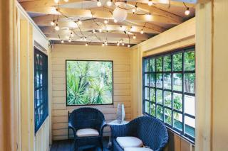 Summer House - 1/1 Second Floor - Walk Everywhere - 9