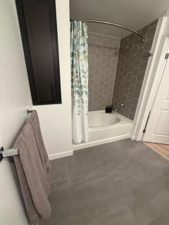 Vine Loft FREE WIFI close to Universal Studios - Los Angeles - 5