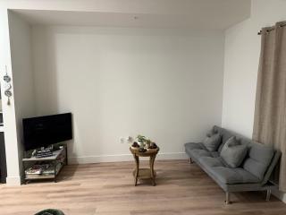 Vine Loft FREE WIFI close to Universal Studios - Los Angeles - 9