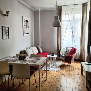 Cozy & Stylish apartment in the heart of Sofia - Sofia - 0