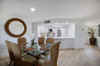 Bandy Beach E101 - Beachfront 3BR Townhome - 3