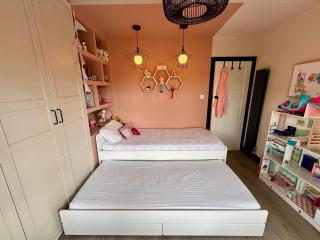 Designer Home in Central location - 0