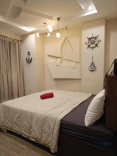 Cruise Themed Luxury 1BHK with City Views Balcony - Rawalpindi - 8