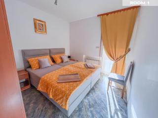 Villa Ruža Two Bedroom Retreat - 0
