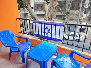 Fellini Fortunella terrace (talpiot) - 1