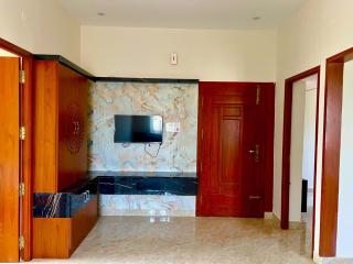 Queen's Hotel Service Apartment Salem - Salem - 2