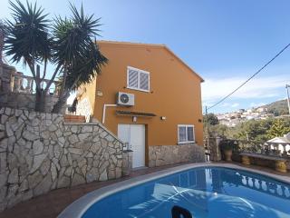 VIP Poolsuite Calafell - 4