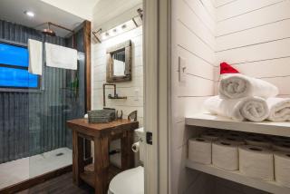 The Joshua Tree Outpost + Hot Tub - Joshua Tree - 4
