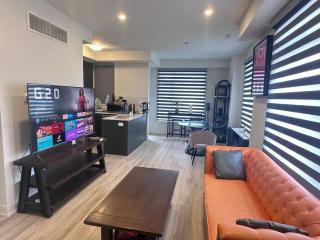 2bedroom Townhome in South Richmond Hill weekly monthly promo - Richmond Hill - 0