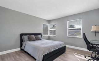 Peaceful Vibes Retreat - Pompano Beach - 7