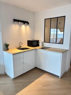 Sea View Apartment 50 m to Beach FREE Parking - Cagnes-sur-Mer - 6