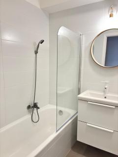 Sea View Apartment 50 m to Beach FREE Parking - Cagnes-sur-Mer - 4