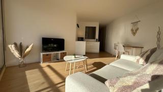 Sea View Apartment 50 m to Beach FREE Parking - Cagnes-sur-Mer - 2