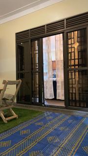 Modest Spacious Apartment - Kampala - 7