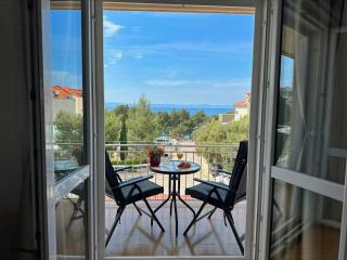 Spacious family apartment near the beach - Makarska - 8