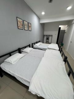 Modern & Cozy Home Stay - Kampar - 5